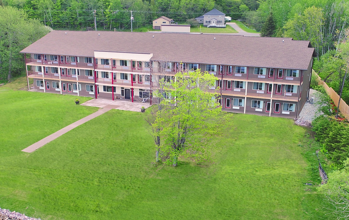 Munising_MI_Lakefront_Comfort_INN3
