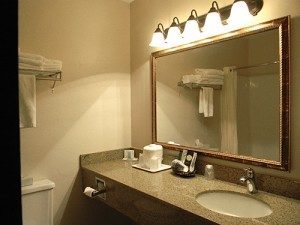 double_bath1-300x225-300x225